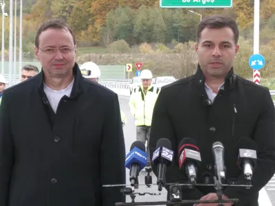 Ştefan Ovidiu Popa, ministrul PSD al Transporturilor, a vizitat tunelul Momâia de pe autostrada A1 Pitești - Sibiu - Foto: captură video