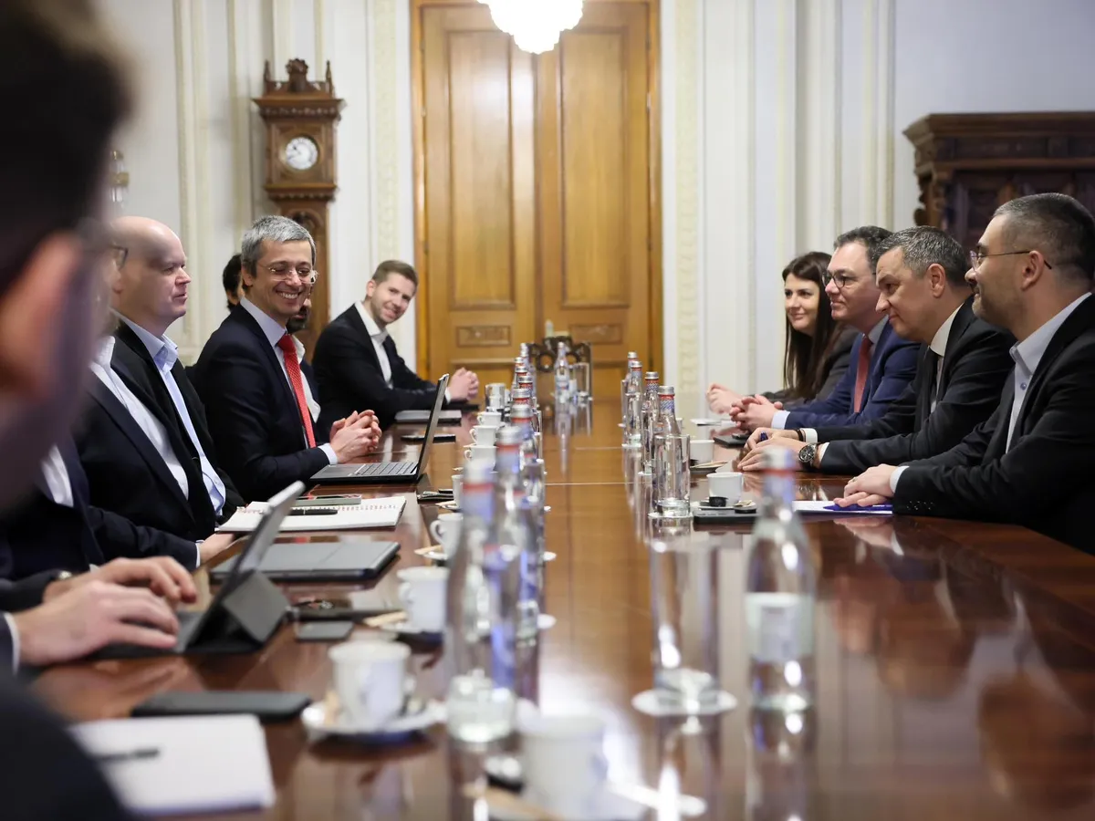 Sorin Grindeanu, după o discuţie cu o delegaţie a băncii JP Morgan: Stimularea economiei este esenţială