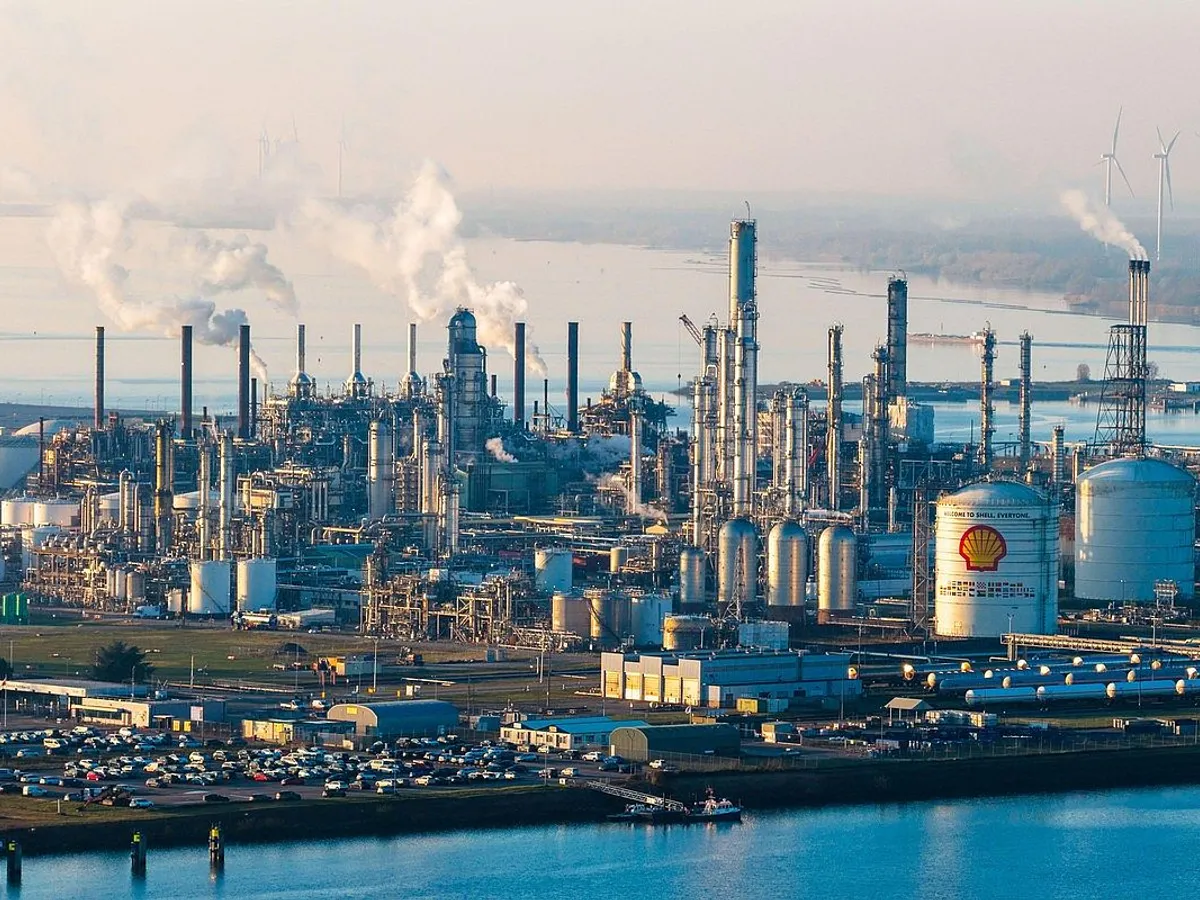 Rafinăria Shell din Moerdijk, Olanda - Foto: Profimedia Images