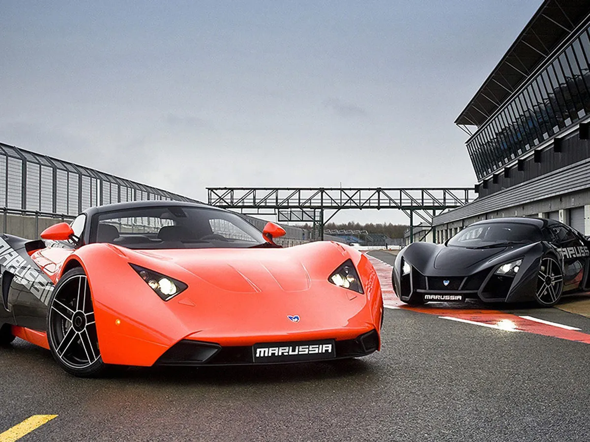 Supercar-urile rusești Marussia B1 și B2Foto: Marussia
