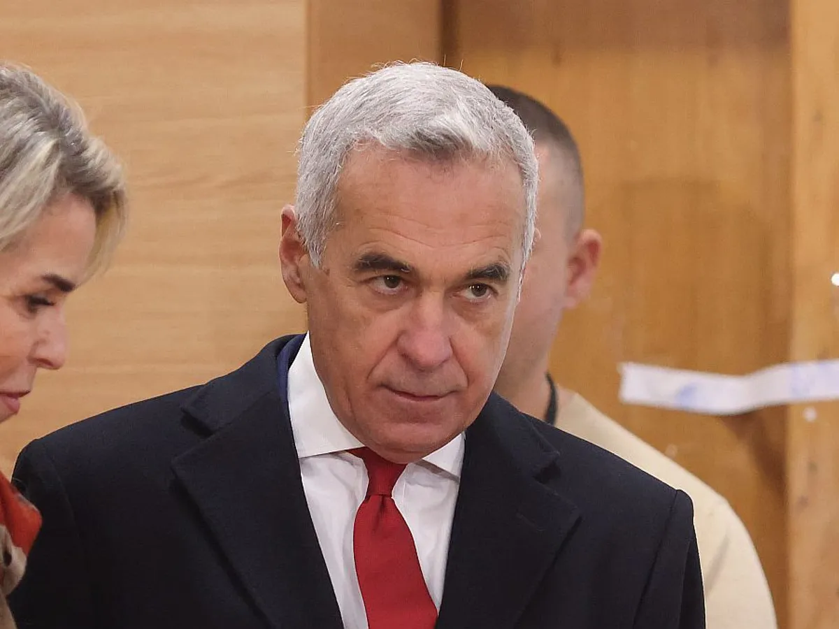 Călin Georgescu îi face curte PSD și lui Ciolacu. „Pun premier de la cine are majoritate” - Foto: INQUAM PHOTOS/George Călin