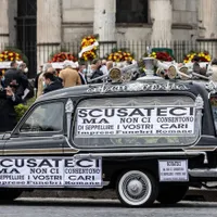 Cimitire pline la Roma, mii de morți stau neîngropați din ianuarie/FOTO: Digi24
