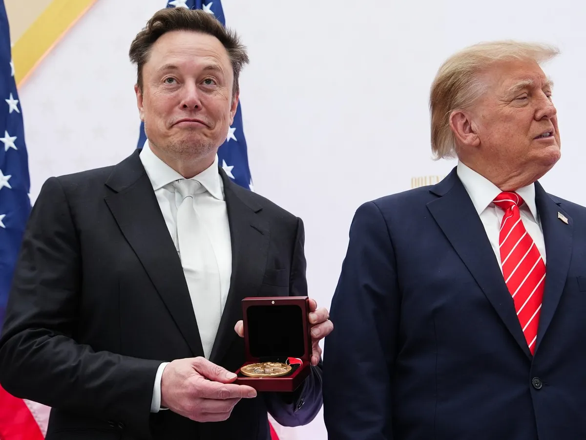 Un program de internet prin satelit finanțat de Pentagon a fost restricționat fără preaviz., la cererea lui Trump - Foto: Profimedia Images (imagine cu  rol ilustrativ)