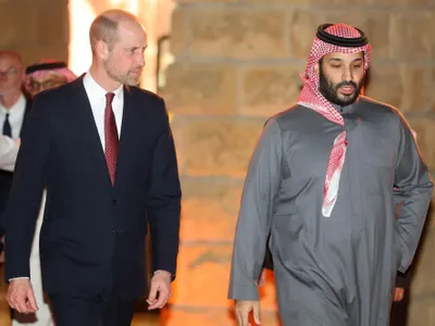 Neverosimil: el l-a convins pe Donald Trump să atace Iranul!