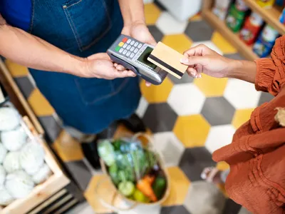 Taxa de 20 bani pe care românii ar putea-o plăti la orice tranzacție. Statul strânge 10.000.000.000€ - Foto: Freepik