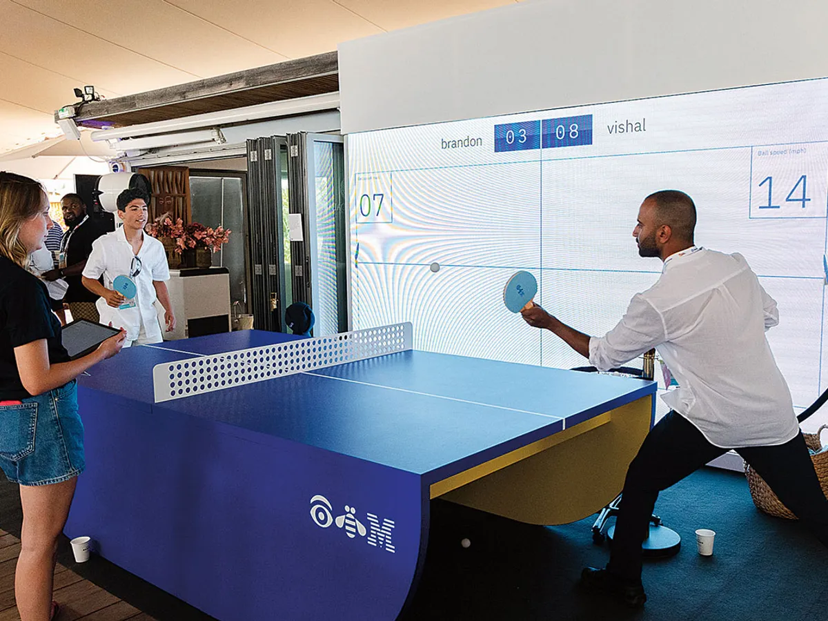 Mingea inteligentă de ping-pong de la IBM