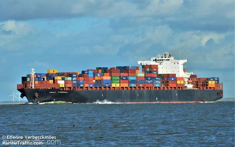 CSAV Tyndall, un vapor de tip cargo deținut de Israel, a fost atacat în Oceanul Indian. / Foto: agerpres.ro