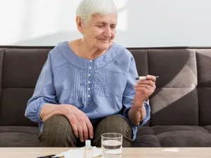 Contribuție de sănătate pentru pensie peste 4.000 lei. Cine nu poate cumula pensia cu salariu? - Foto: Freepik