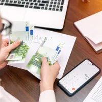 Cu ce salariu mai rămâne în mână un român din Germania dacă primește 5.000 € / lună, brut? - Foto: freepik.com (rol ilustrativ)
