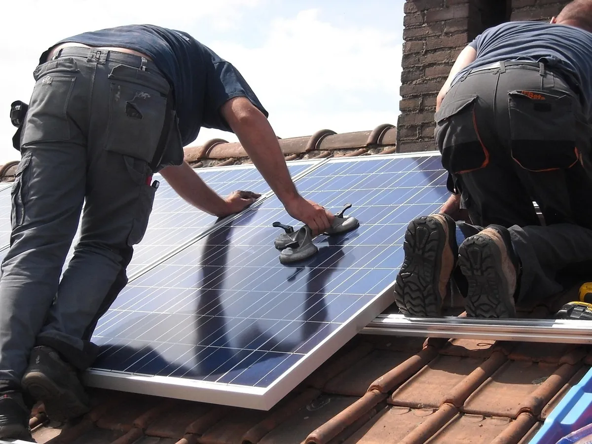Dispozitive-spion, în panouri fotovoltaice din China
