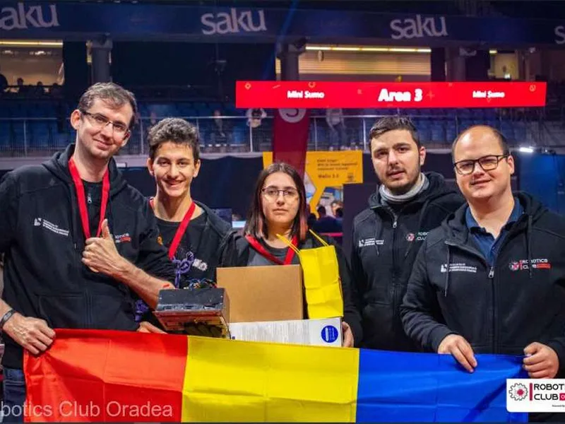 Echipa Robotics Club Oradea s-a clasat pe locul 3 la proba Mega Sumo, cea mai spectaculoasă şi grea probă din Concursul "Robotex" de la Tallinn. / Foto: Robotics Club Oradea