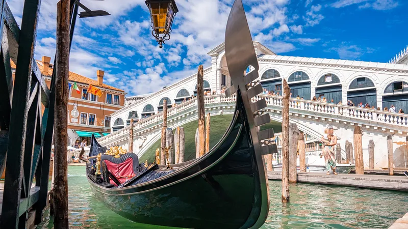 Veste prostă, pentru turiștii care vor să viziteze Italia! Noi taxe și acces reglementat pe plaje - Foto: Freepik (Imagine cu rol ilustrativ)