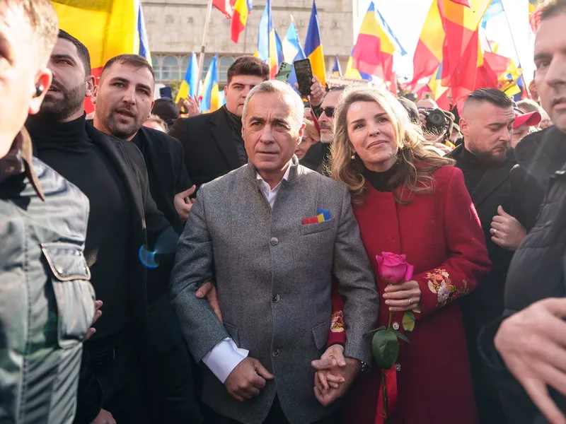 Protest pro-Călin Georgescu în Capitală. Manifestanții cer instalarea marionetei Rusiei la Cotroceni - Foto: Profimedia images - Caracter ilustrativ