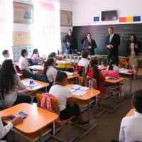 Proiectul ”România Educată”, învăţământ liceal cu trei variante, teoretic, profesional şi vocaţional/FOTO: Facebook/RomaniaEducata