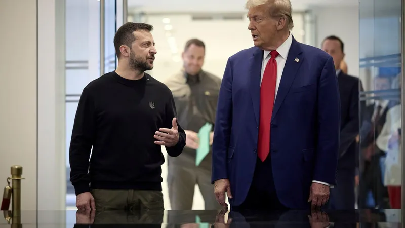 Trump dă vina pe Zelenski pentru că Putin vrea refacerea URSS: „Nu înseamnă că nu vreau să îl ajut” - Foto: Profimedia images