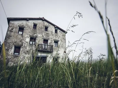 2.500.000 de locuințe goale în România. Scade drastic numărul persoanelor care stau în țară Foto: Freepik (fotografie cu caracter ilsutrativ)