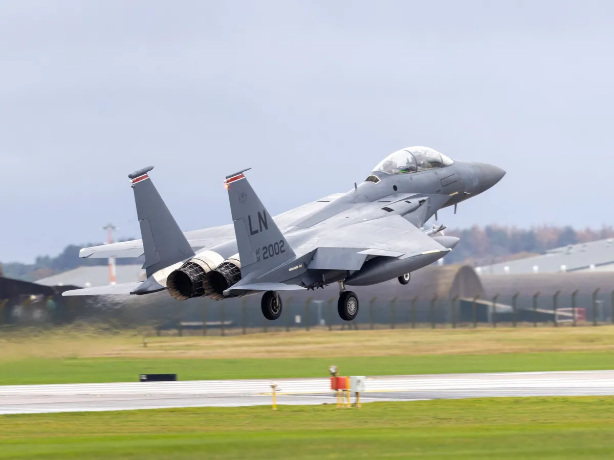 Rusia își face de cap în Baltică. Intrat în spațiul polonez, un Il-20, interceptat de britanici - Foto: Profimedia Images