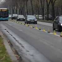 Care șoferi pot să meargă pe banda de autobuz și când fără să ia amendă. Explicațiile Poliției - Foto: INQUAM PHOTOS / George Călin - Imagine cu rol ilustrativ