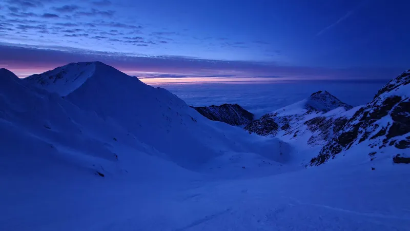 Gradul de avalanşă a atins nivelul 3 din 5 la peste 1.800 de metri în Făgăraș - imagine cu rol ilustrativ Foto: Salvamont Sibiu