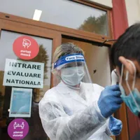 Absolvent de gimnaziu cu medie 9,8 a luat 4,2 la Evaluarea Națională. Premianții au pierdut 5 puncte / Inquam Photos