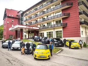 Test cu 8 dintre cele mai noi și apreciate mașini electrice, în traficul real din România