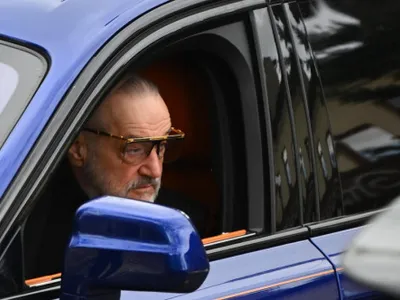 La revedere, permis! Cu cât gonea Gigi Becali în Pipera, în prima zi de Paște