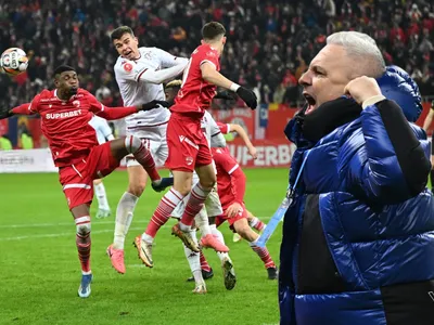 Rapid câștigă derby-ul cu Dinamo și urcă pe 5 în Superliga. Șumudică: „Vreau în cupele europene” - Foto: Profimedia images