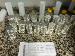 500 de monede, confiscate de polițiștii de frontieră pe Aeroportul Otopeni. Erau la doi străini  - Foto: Poliția de Frontieră