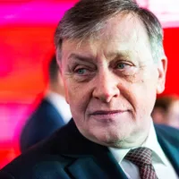 Crin Antonescu, semnal de alarmă: „Nu au dreptul să funcționeze grupări paramilitare în România”: FOTO - Profimedia(imagine cu rol ilustrativ)