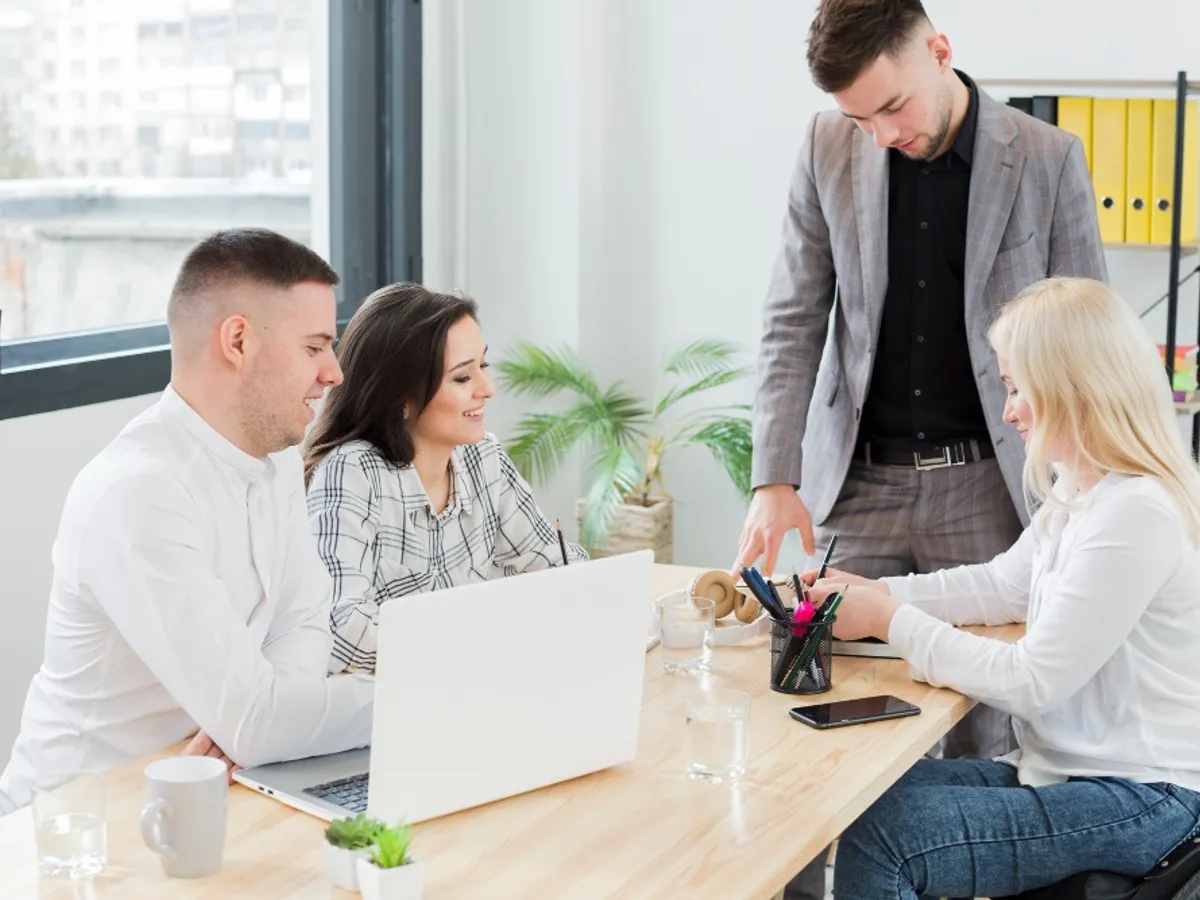 Angajati - Foto: Freepik (rol ilustrativ)