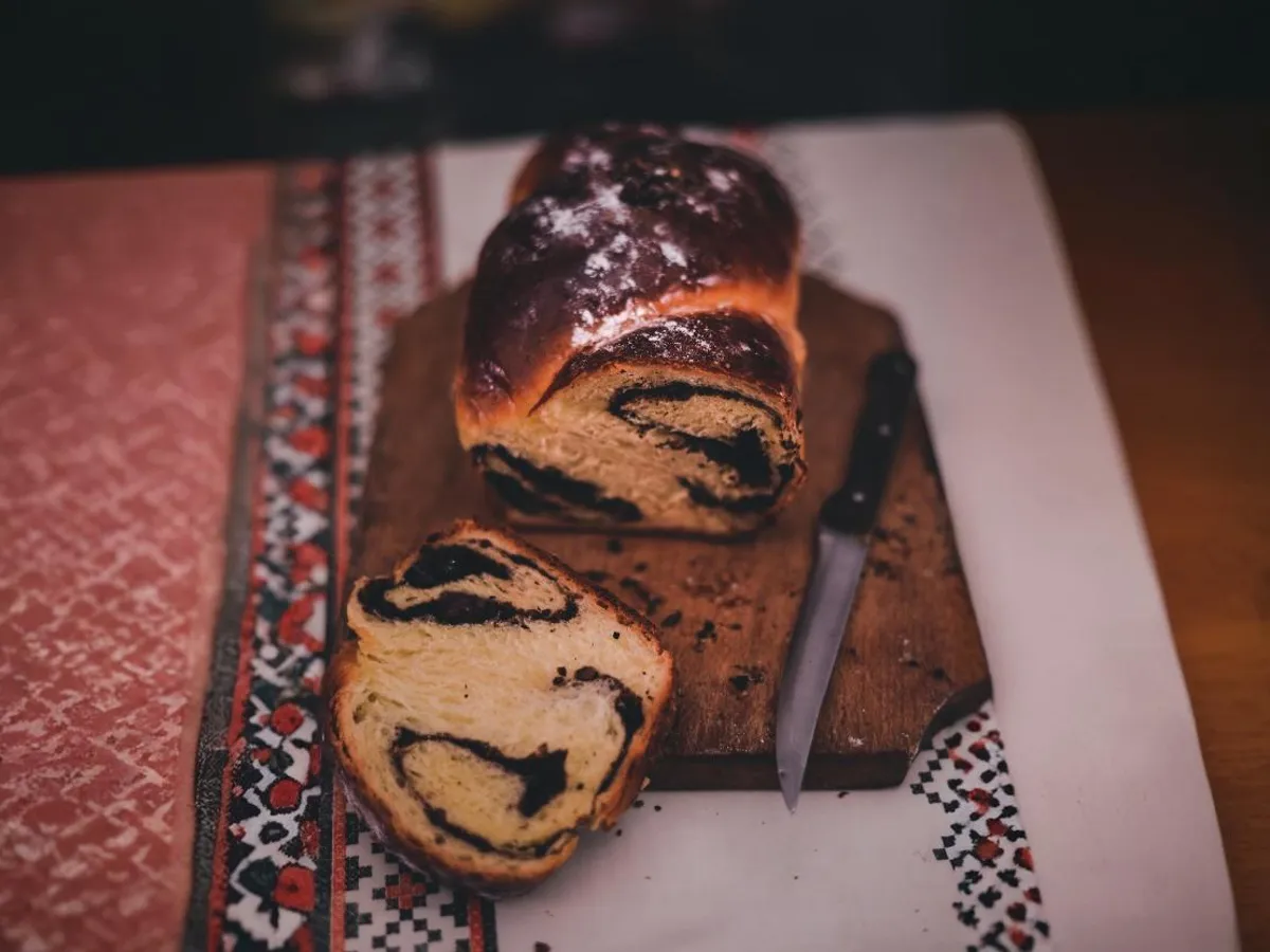 Cum faci cel mai bun cozonac pentru mama de Paște, fără frământare? Ai nevoie de câteva ingrediente - Foto: Freepik (imagine cu rol ilustrativ)