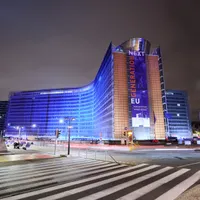 Tinerii pot aplica pentru un stagiu plătit la Parlamentul European, până pe 30 noiembrie/FOTO: Facebook/ComisiaEuropeana