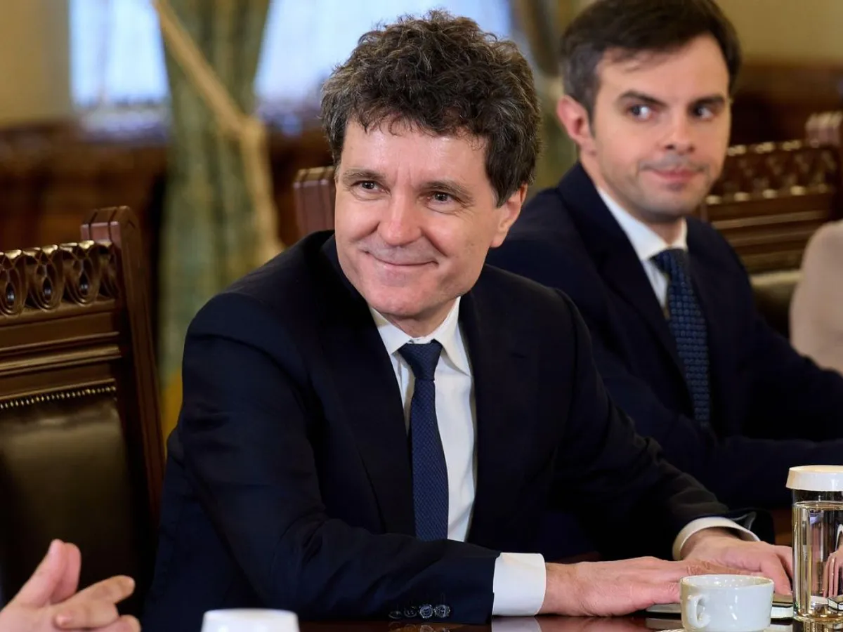 Nicușor Dan se duce la Paris, de Ziua Națională a Franței. Va participa și la reuniunea Coaliției de Voință