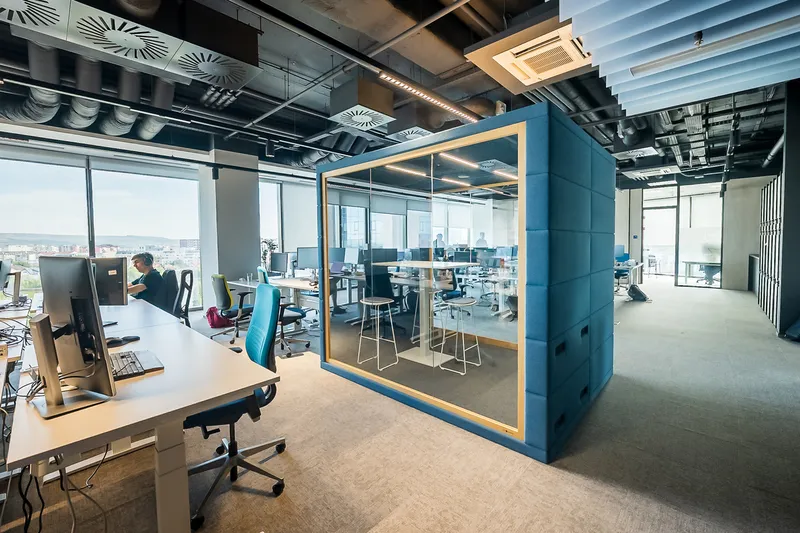 Centrul de engineering și dezvoltare software al Garmin din Rom&acirc;nia, birou &icirc;n United Business Center din Cluj Foto: IULIUS