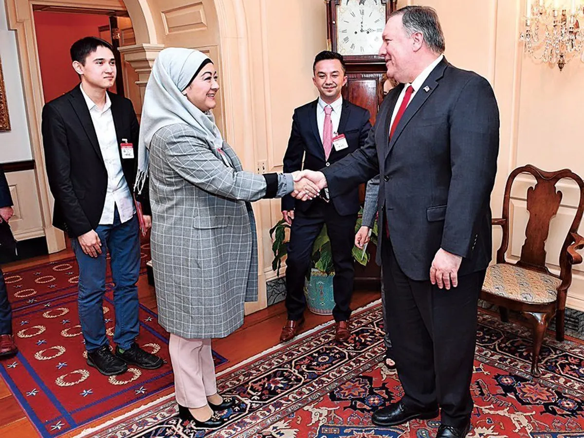 Secretarul de Stat Mike Pompeo se întâlnește cu reprezentanți uiguri în Washington D.C.