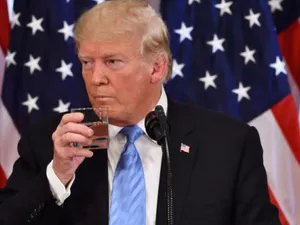 Motivul pentru care Donald Trump nu bea niciodată alcool. “Nici măcar un pahar”