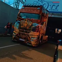 Un camion tunat la Arad a făcut senzație la Festivalul Truckstar 2025. E în stil egiptean - Foto: captură video