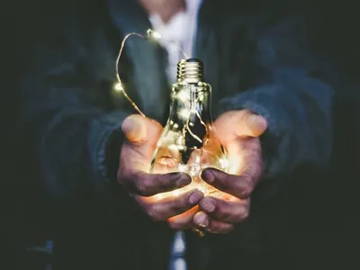 ANRE: Factura la energie ar scădea cu până la 15%, dacă s-ar elimina certificatele verzi /FOTO: Unsplash