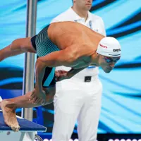 David Popovici a cucerit medalia de aur în finala probei de 100 m liber în cadrul Campionatelor Europene de înot pentru juniori de la Otopeni - Foto: Profimedia Images