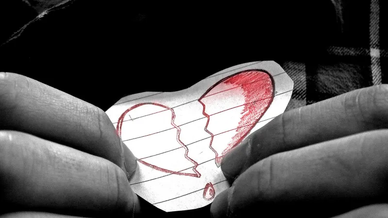 Ce pățește inima atunci când te desparți de persoana iubită? Sindromul care îți paralizează mușchiul - Foto: Istock / imagine cu rol ilustrativ