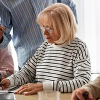 Cât costă să contești decizia cu pensia recalculată în instanță? Pensionarii trebuie să plătească Foto: Freepik (fotografie cu caracter ilustrativ)