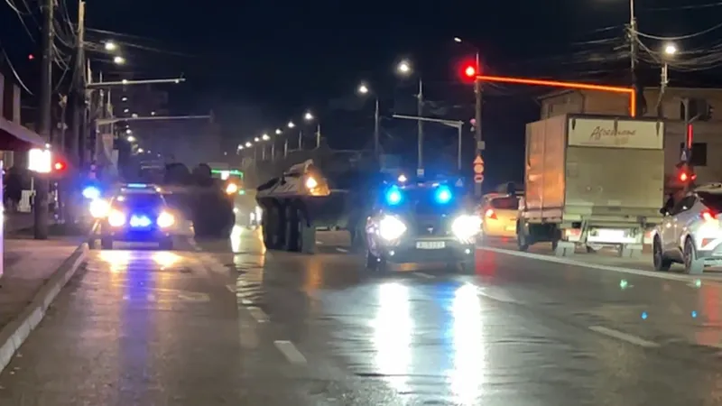 Un TAB a lovit o maşină mică - Foto: TeleM