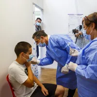 Gheorghiță: Probabil în septembrie ne vom putea vaccina cu a treia doză de vaccin anti-COVID-19/FOTO: Facebook/RoVaccinare