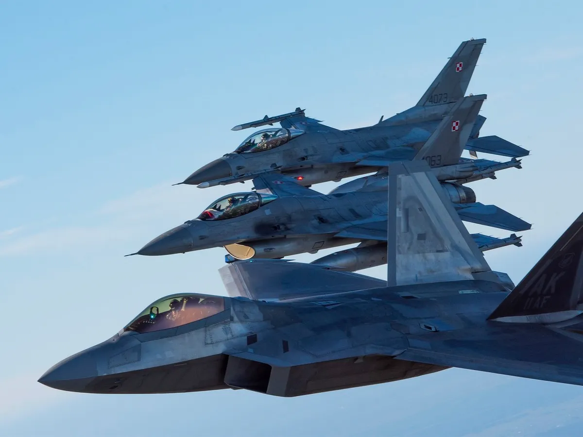 SUA copleșește militar Orientul Mijlociu. 36 de avione într-o zi se adaugă armatei împotriva Iranului