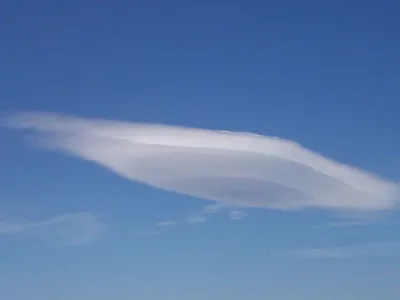 Un avion militar care aducea afgani în Canada, urmărit de un OZN /Foto: syracuse