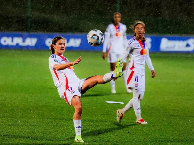 Incident la un meci de fotbal feminin. Un medic fals a vrut lenjeria intimă unor jucătoare. De ce? - Foto: Profimedia Images (rol ilustrativ)