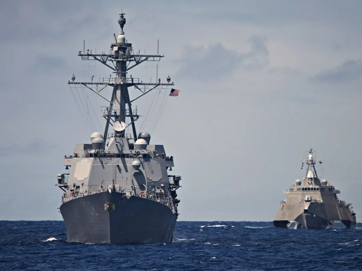 Peste 20 de nave au traversat Strâmtoarea Ormuz, cel mai mare trafic înregistrat după 1 martie