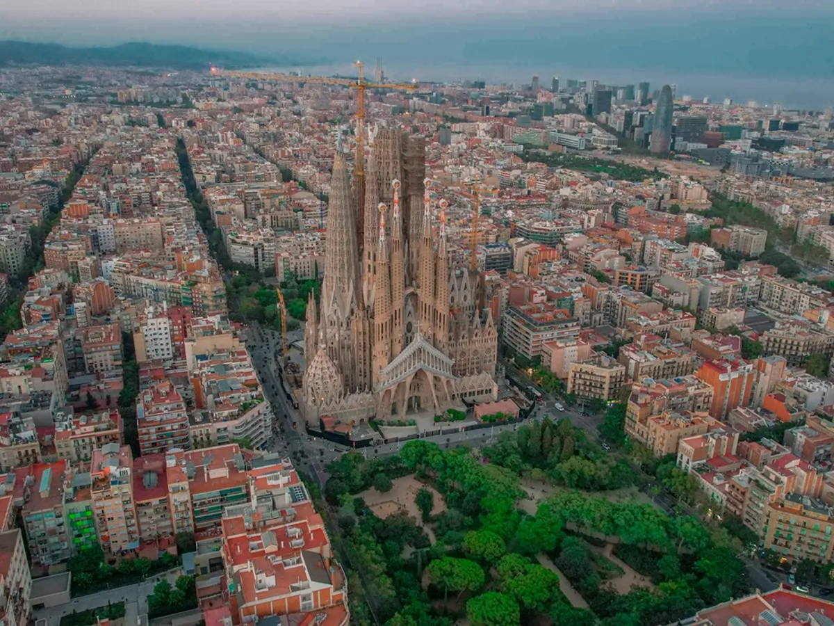 Alarmant. Țara europeană cu circa 650 mii emigranți români,de la climă mediteraneană la cea de stepă - Foto: Pexels(imagine cu rol ilustrativ)