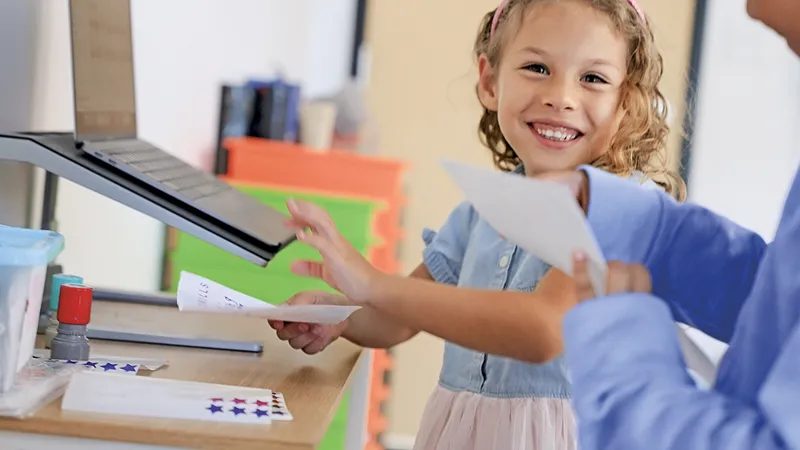 Sarah, 6 ani, este elevă la Alpha School, Brownsville