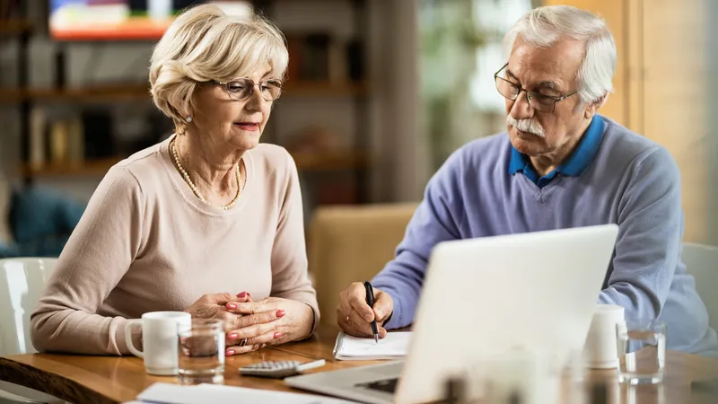 Diferențe de pensie la recalculare de 2000 lei între pensionari același număr de ani lucrați. De ce? foto: Freepik (fotografie cu caracter ilustrativ)